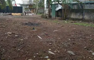 පර්චස් 15 ඉඩම බදු දීමට මොරටුව