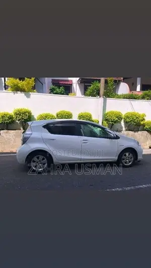 Toyota Aqua 2014
