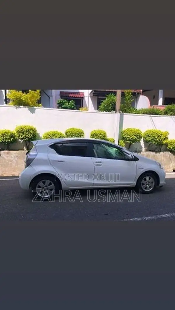 Toyota Aqua 2014
