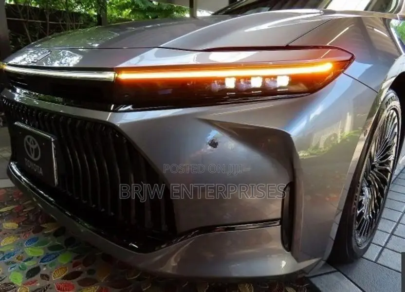 Toyota Crown Z Black Package 2026