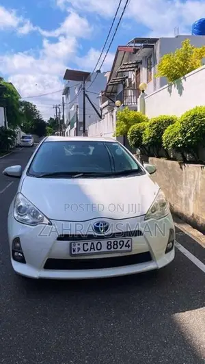 Toyota Aqua 2014