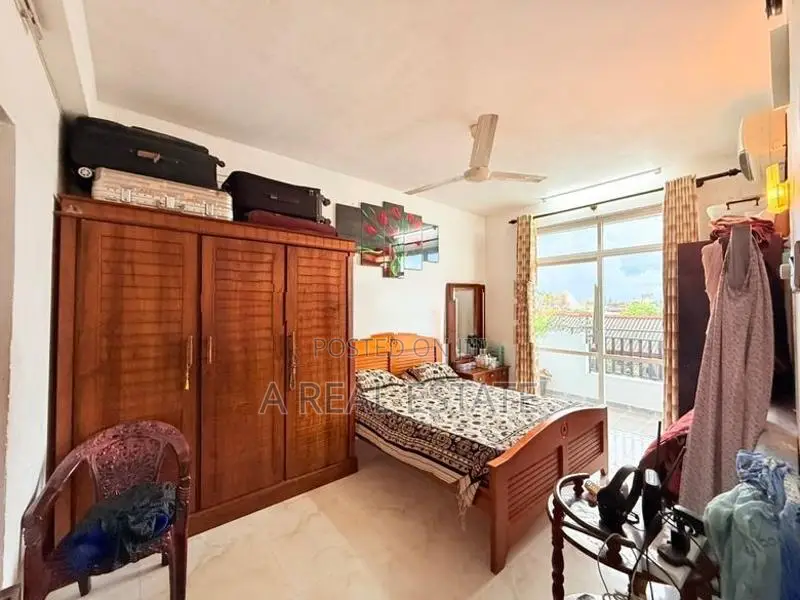 Modern 3 Bedroom Apartment For Sale In Saranankara Road Dehiwala