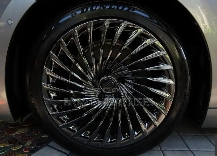 Toyota Crown Z Black Package 2026