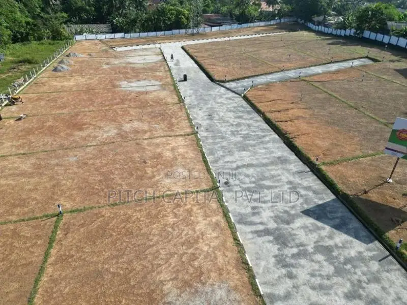 Avissawella Kaluaggla Land for Sale