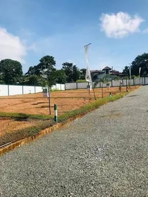 Best Land in Athurugiriya Road Habarakada