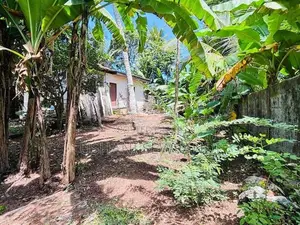 Commercial Land with Building for Sale Piliyandala