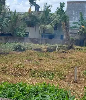 Kadawatha Ideal Residential Land Just 500m to Kandy Road