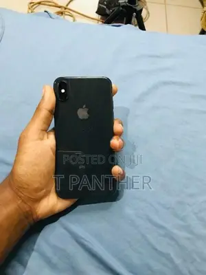 Apple iPhone X 64GB (Used)
