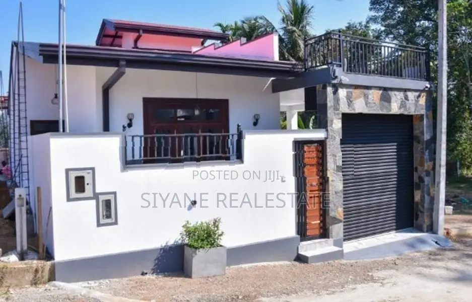 Brand New Single Storey House for Sale in Athurugiriya