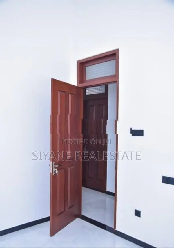 Brand New Single Storey House for Sale in Athurugiriya