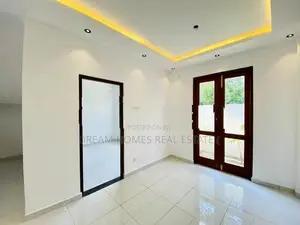 අලුතින් ඉදි වූ නවීන නිවසක් මාලබෙන්