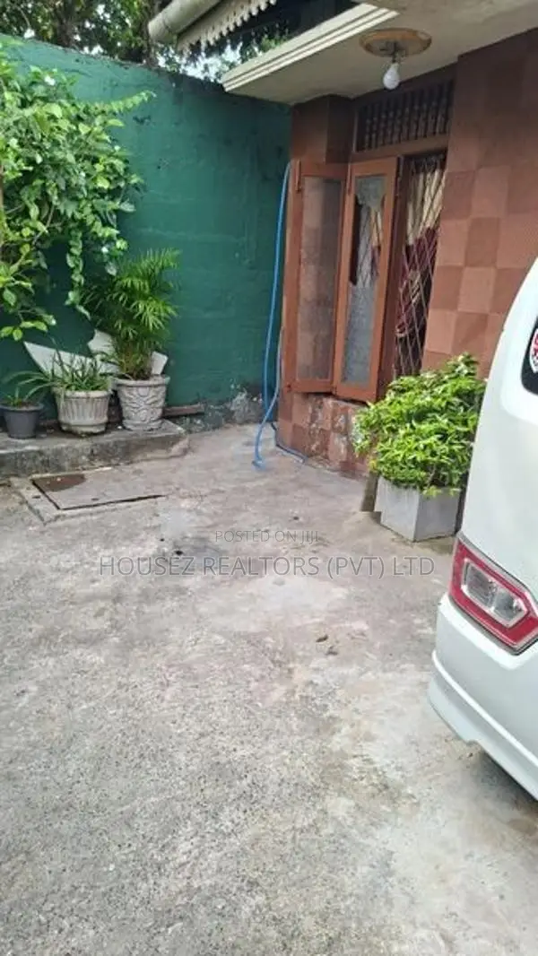 House for Sale in Dematagoda, Colombo 09 – Prime City Location
