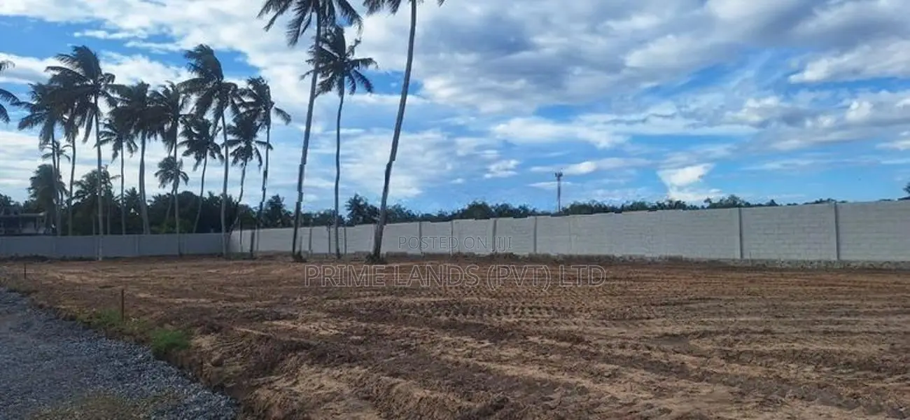 කුරුණෑගල නගරයෙන් ඉඩමක්