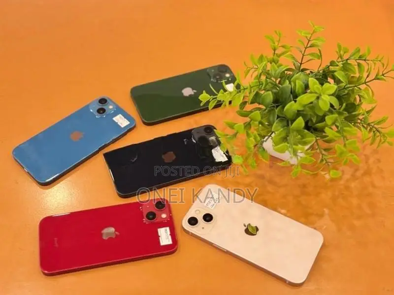 Apple iPhone 13 128GB (Used)