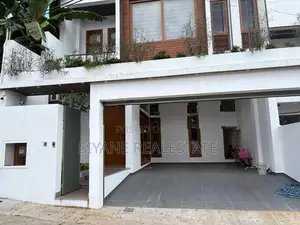 luxury New House For Sale in Battaramulla