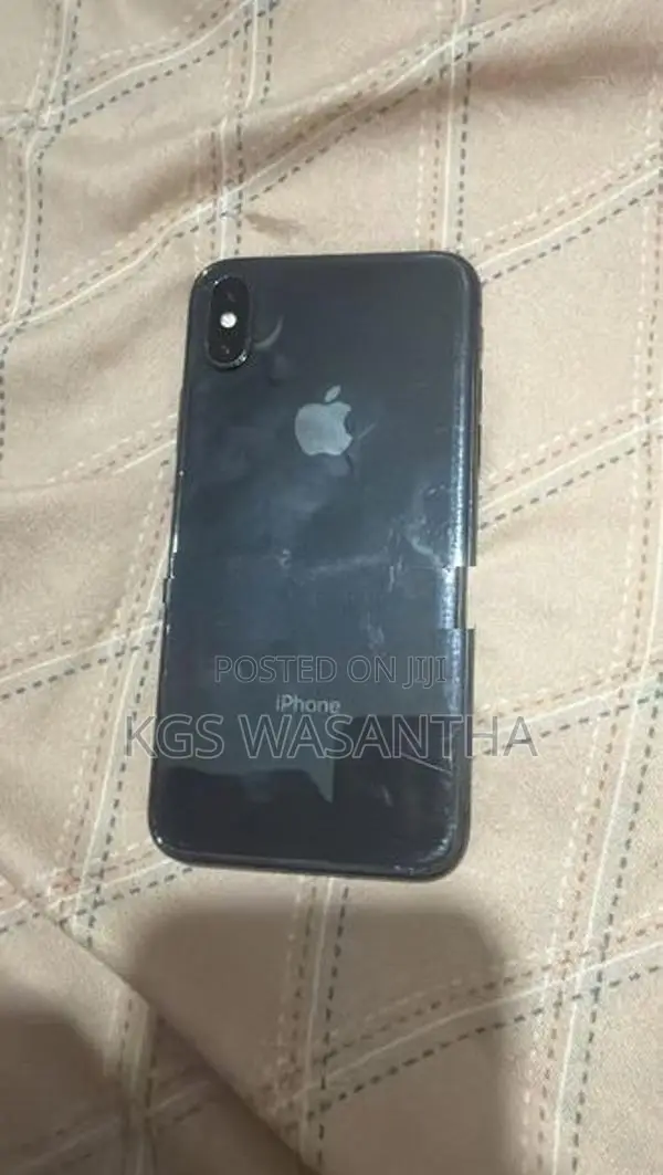 Apple iPhone X (Used)