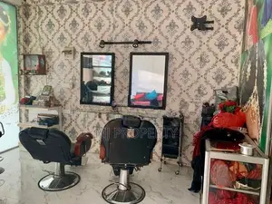 ( IC-1013) Valuable Commercial Building Sale in Meegoda