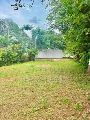 ගල්වරුස හොරකැටිය පාරේ රන්සිරි උයනෙන් පර්චස් 12.6ක ඉඩමක්