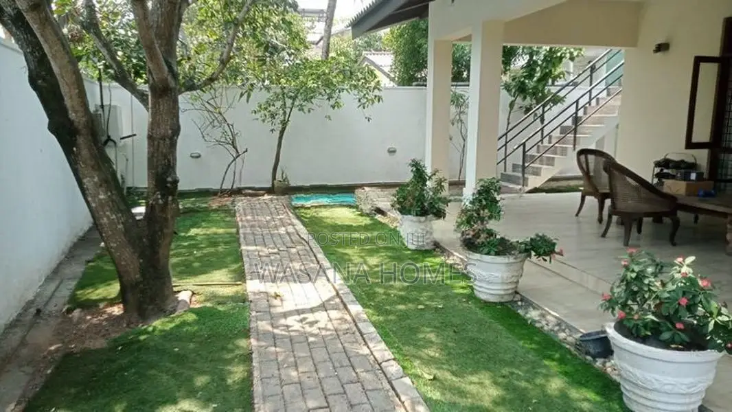 Superior House for Sale Boralasgamuwa