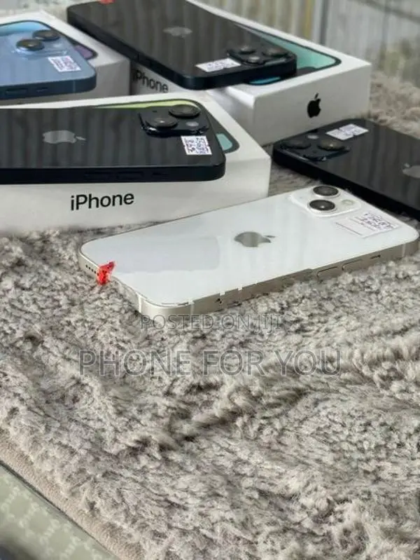 Apple iPhone 14 (Used)