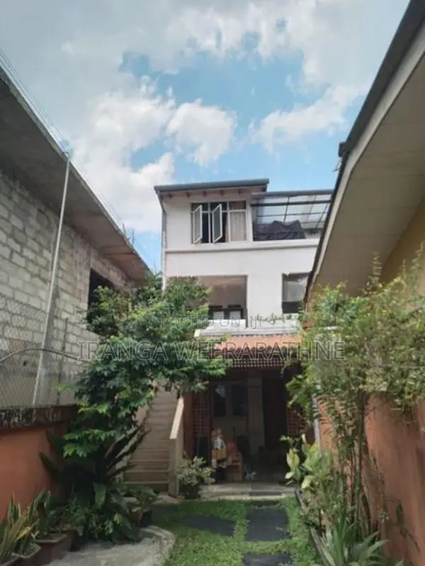 Room for Rent at Kottawa Girls