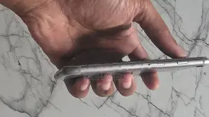 Apple iPhone 6S (Used)