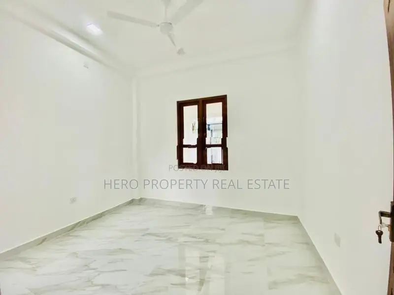 HAS203 - Modern Luxury House for Sale in Piliyandala