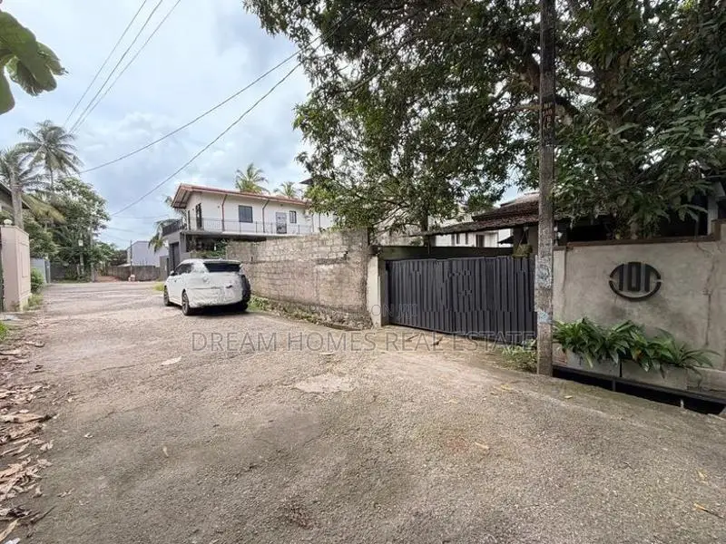 Small House for Sale in Maharagama – 4 Perches