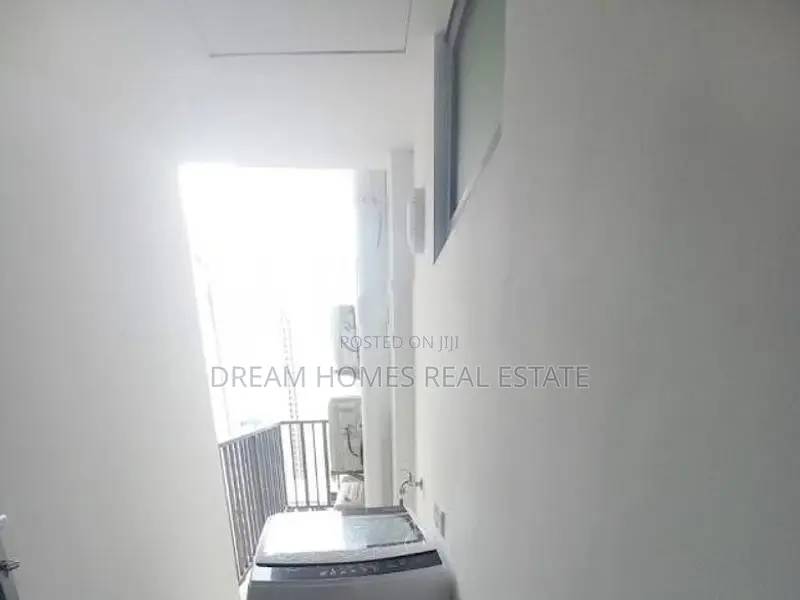 Fully Furnished 3-Bedroom Apartment for Sale at Tri-Zen Col 1