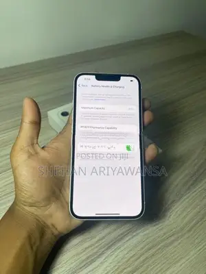Apple iPhone 13 (Used)