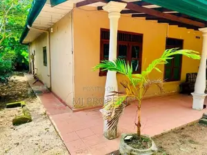 (IS-1057) Valuable Single Storey House Sale in Meegoda