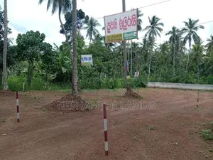 Land for Sale in Mirigama