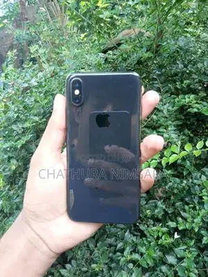 Apple iPhone XS (Used)