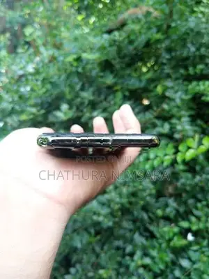 Apple iPhone XS (Used)