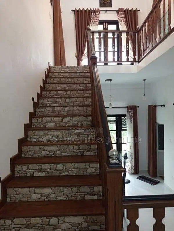 Spacious 5-Bedroom House for Rent in Ahangama
