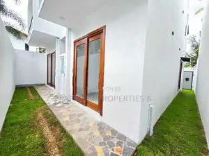 Brand New Luxury House For Sale In Piliyandala Kesbewa
