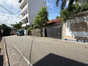 House with Land for Sale – Prime Location in Dehiwala