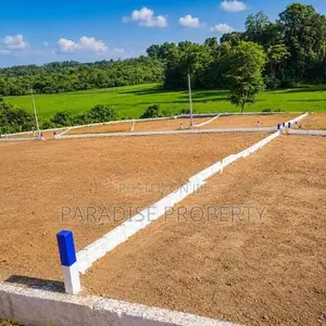 Valuable Residential Land in Meegoda – 5 Minutes to High Level Road