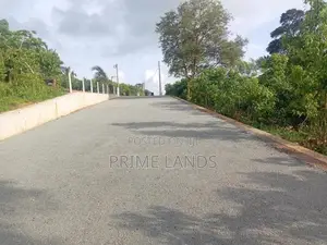 අම්බලන්ගොඩ නගර සභා සීමාවෙන් ඉඩම්