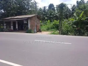 Land For Sale in Warakapola , Kegalle