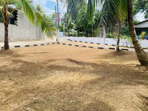 Prime Residential Land for Sale - Athurugiriya