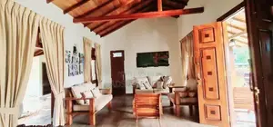 Holiday Bunglow For Sale in Bingiriya