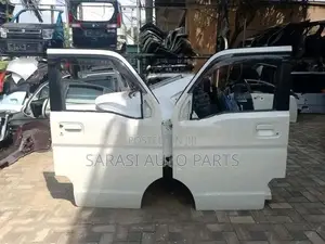 Suzuki Every DA17 Doors