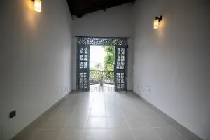 Elegant Two Storey House for Sale in Mahara Kiribathgoda