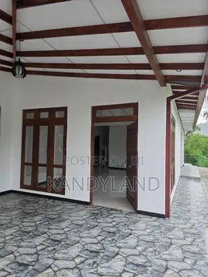 3 Bedroom Brand New House in Gelioya
