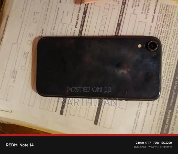 Apple iPhone XR (Used)