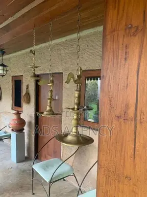 Holiday Bunglow For Sale in Bingiriya