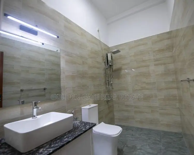 Elegant Two Storey House for Sale in Mahara Kiribathgoda