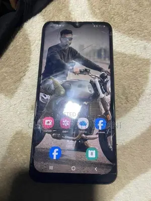 Samsung Galaxy A20 (Used)