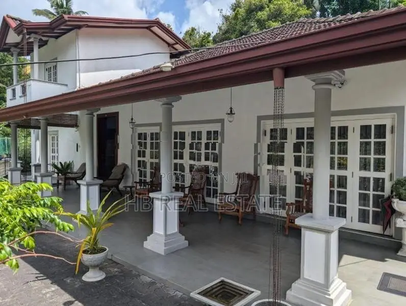 Pilimathalawa Super Luxury Two Story House for Sale
